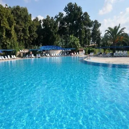 Club Oasis Eternity Отель Конаклы